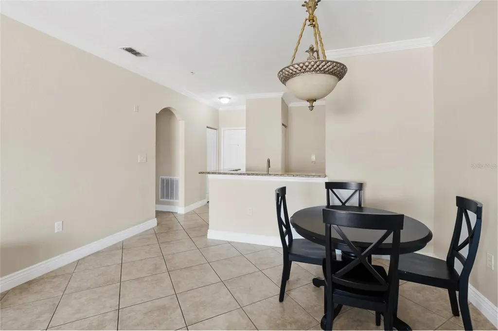 2739 Via Capri Clearwater FL 33764