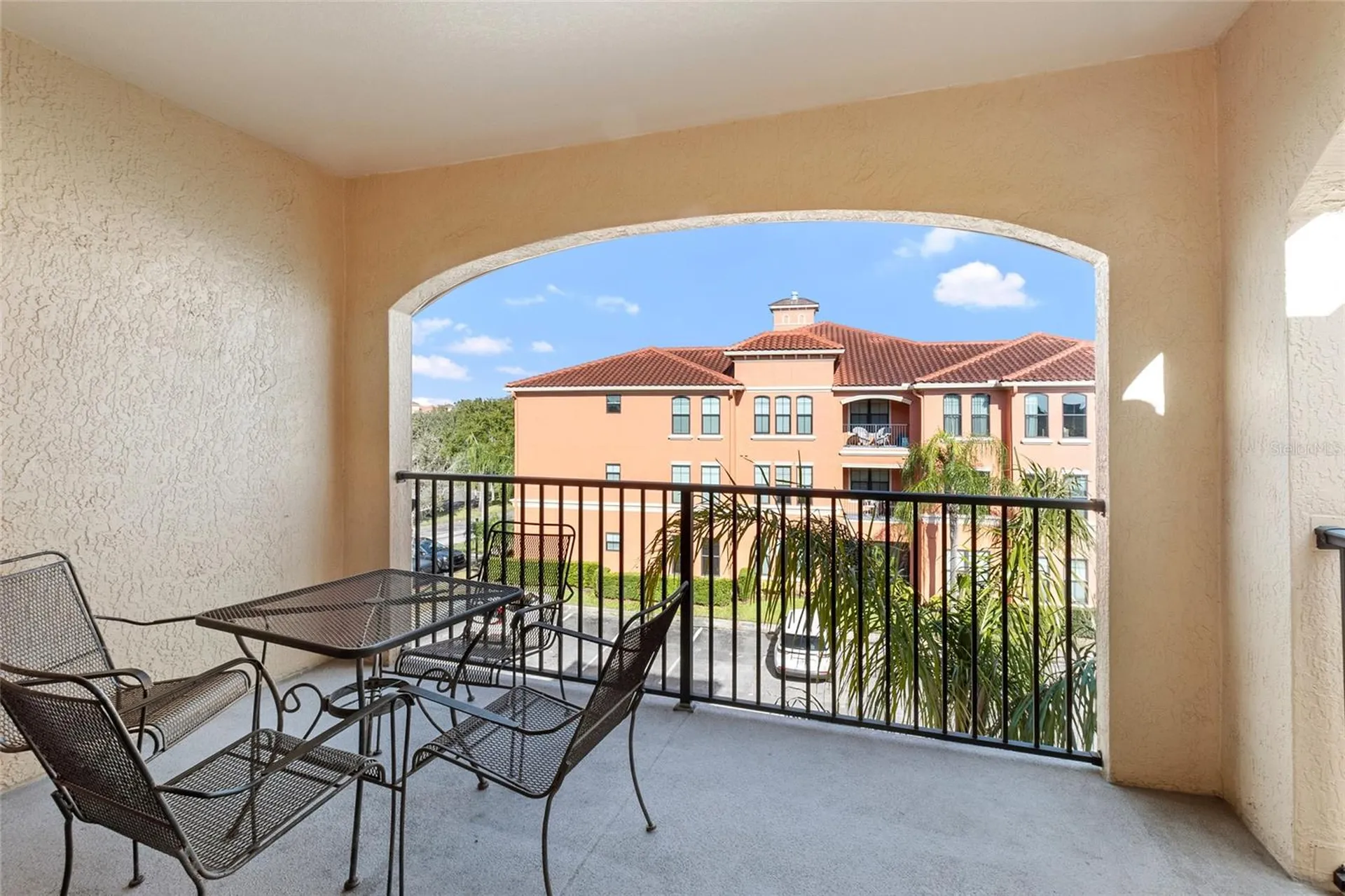 2739 Via Capri Clearwater FL 33764