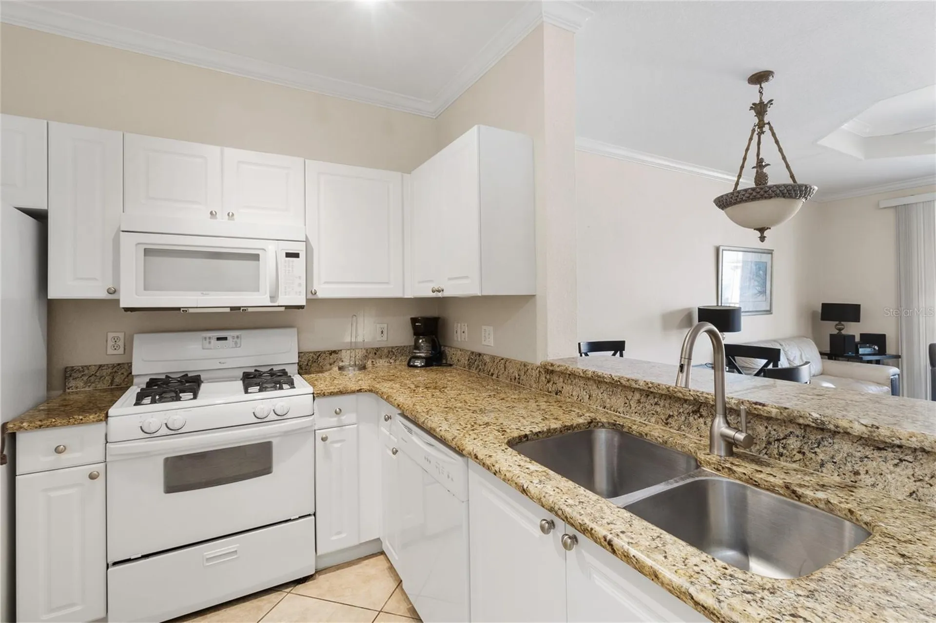 2739 Via Capri Clearwater FL 33764