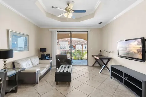 2739 Via Capri Clearwater FL 33764