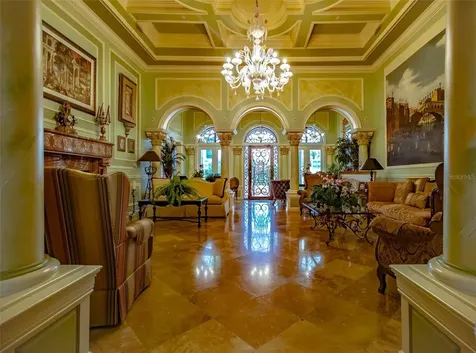 2739 Via Capri Clearwater FL 33764