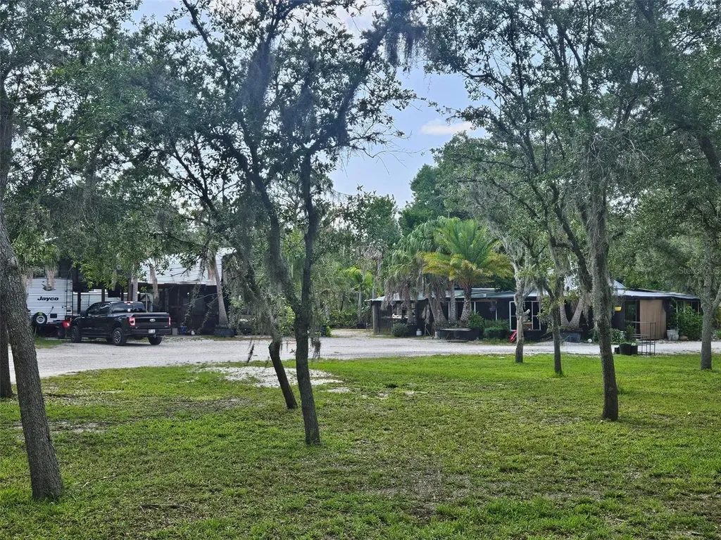 21910 Taylor Drive Bradenton FL 34211