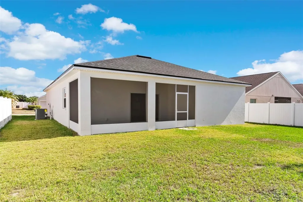 4747 Mandolin Loop Winter Haven FL 33884