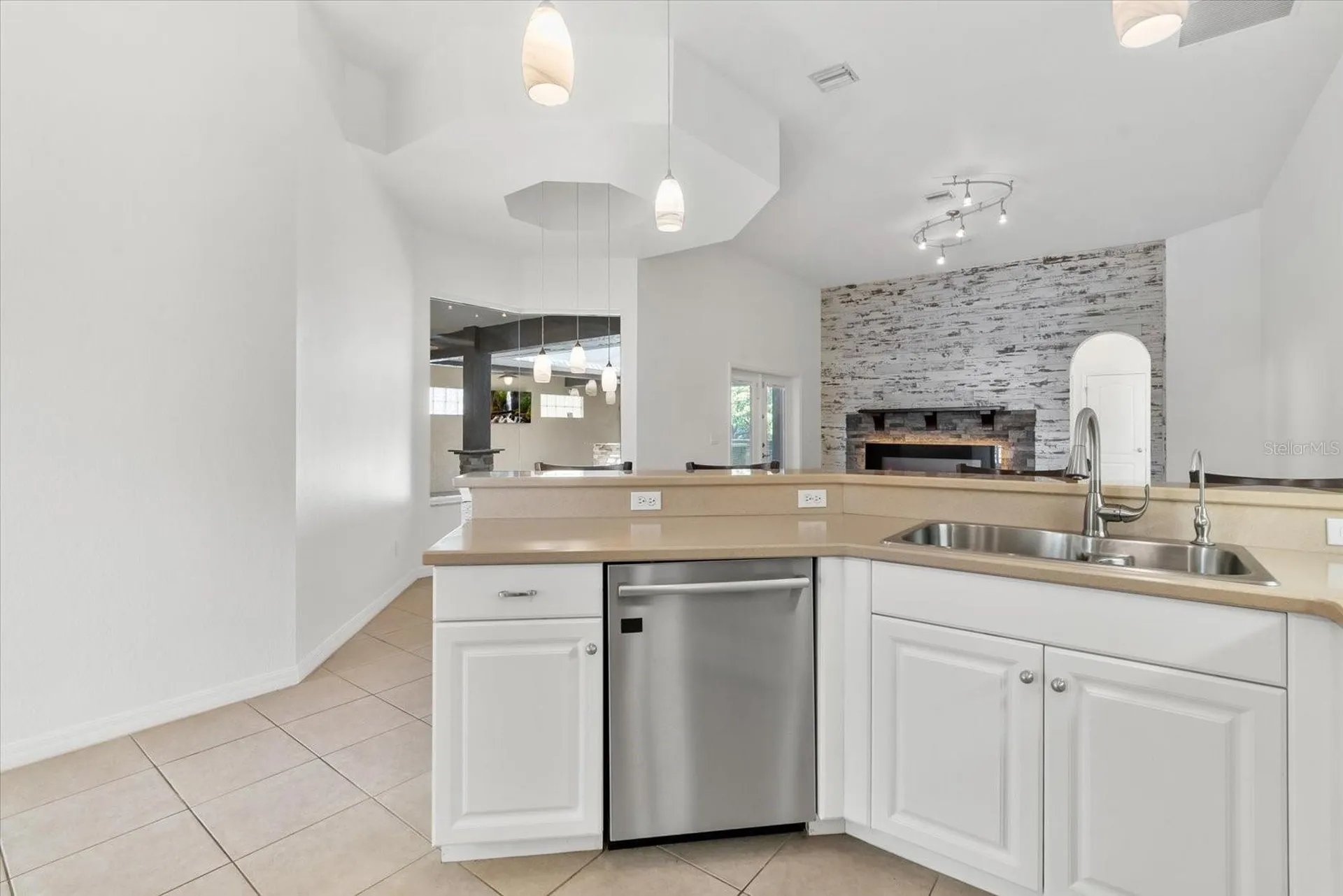 4239 Corso Venetia Boulevard Venice FL 34293