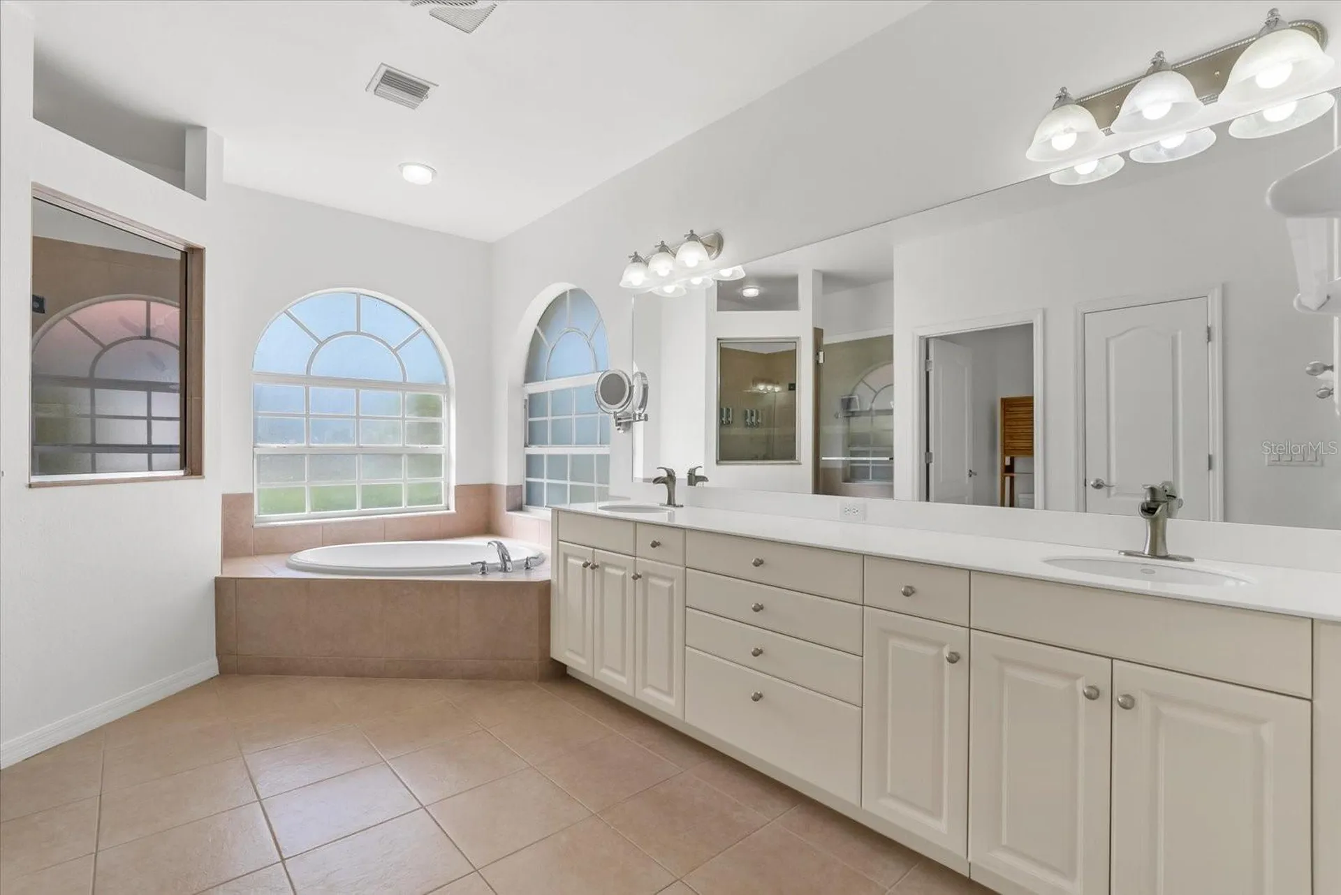 4239 Corso Venetia Boulevard Venice FL 34293