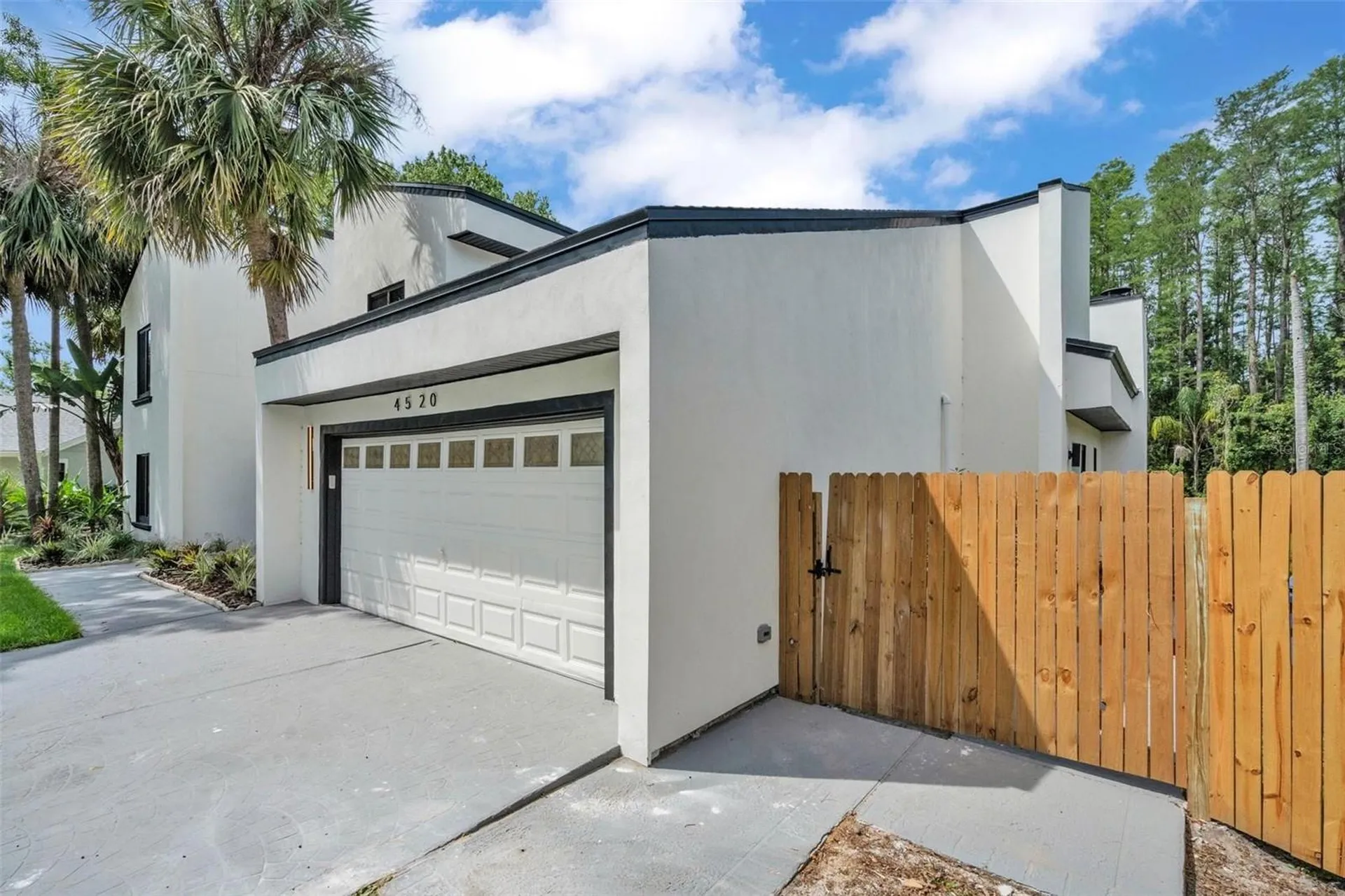 4520 Pine Hollow Drive Tampa FL 33624
