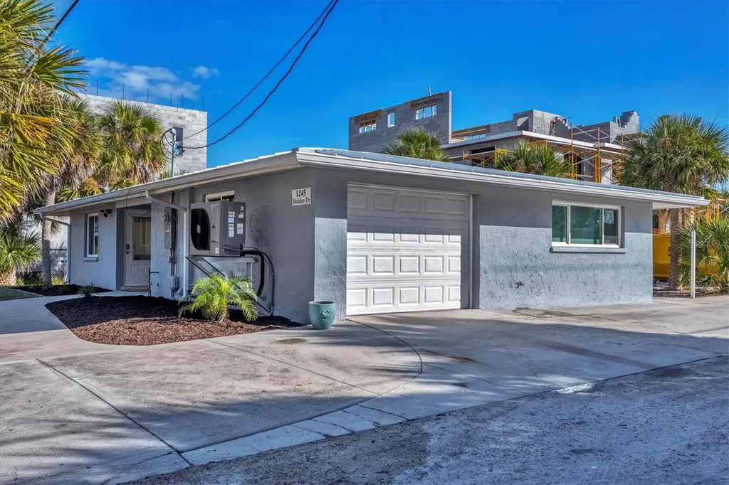 1245 Holiday Drive Englewood FL 34223