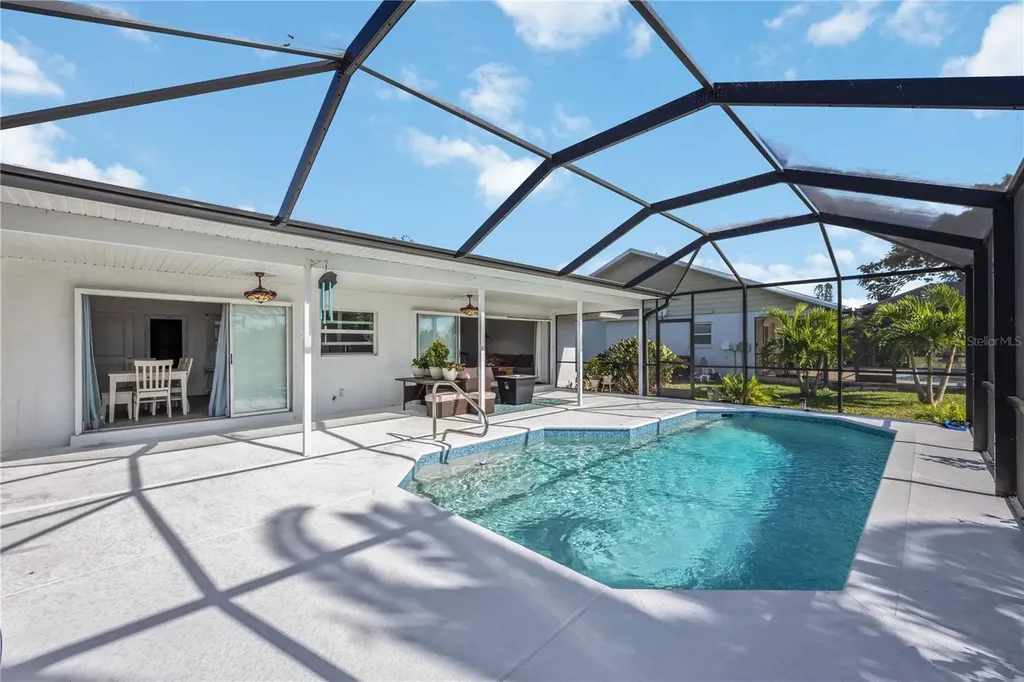 168 Caddy Road Rotonda West FL 33947