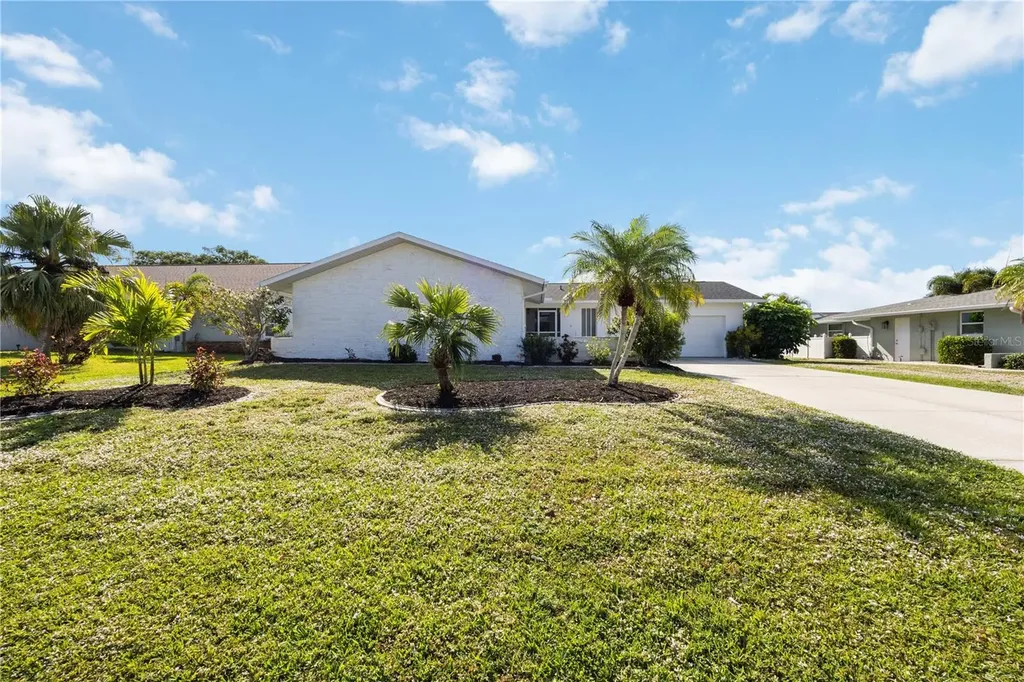 168 Caddy Road Rotonda West FL 33947