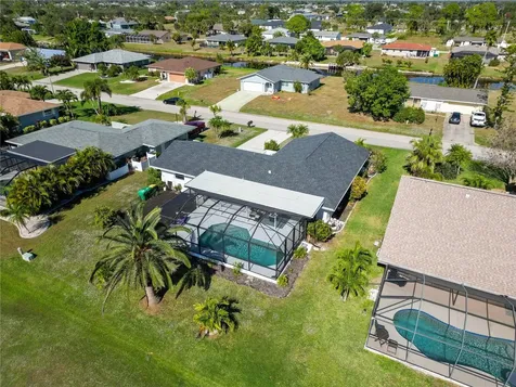 168 Caddy Road Rotonda West FL 33947