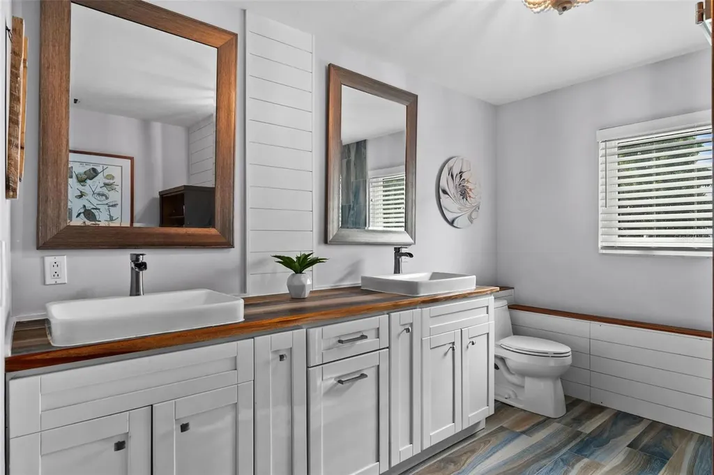 2129 W Tobago Circle Fort Myers FL 33905