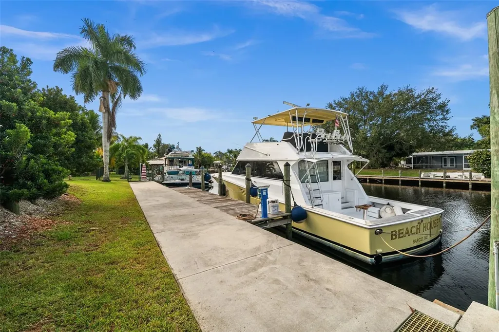 2129 W Tobago Circle Fort Myers FL 33905