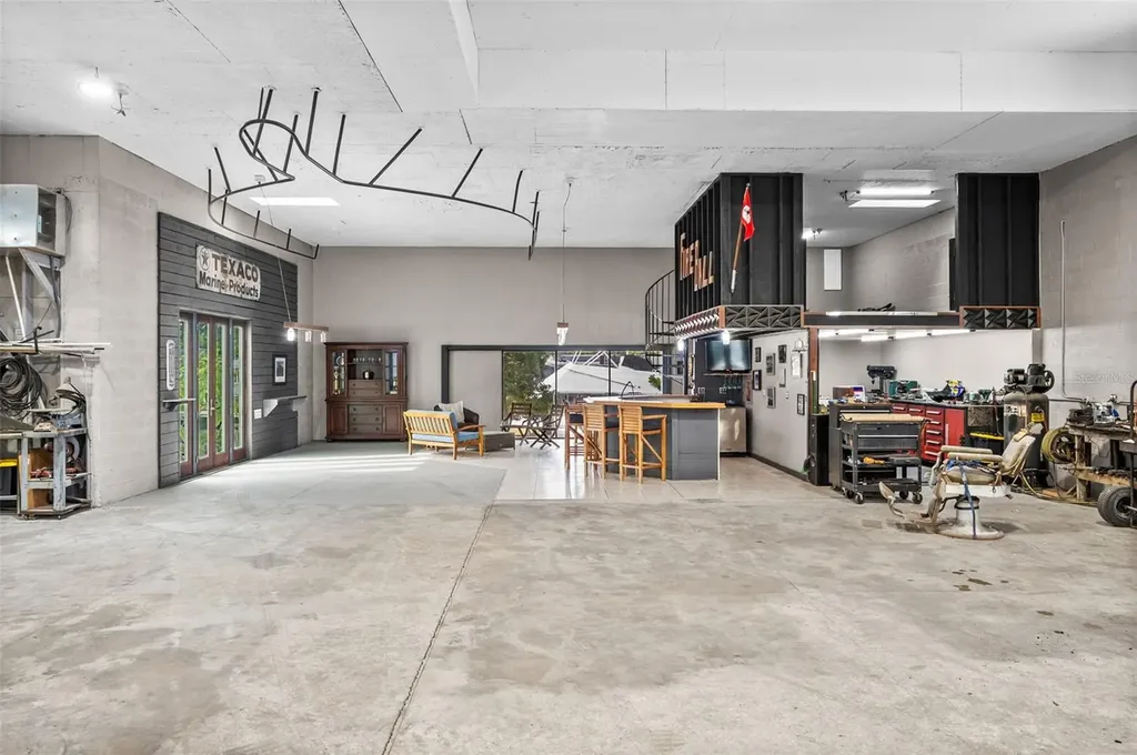 2129 W Tobago Circle Fort Myers FL 33905