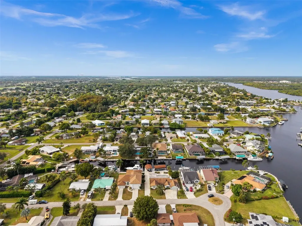 2129 W Tobago Circle Fort Myers FL 33905