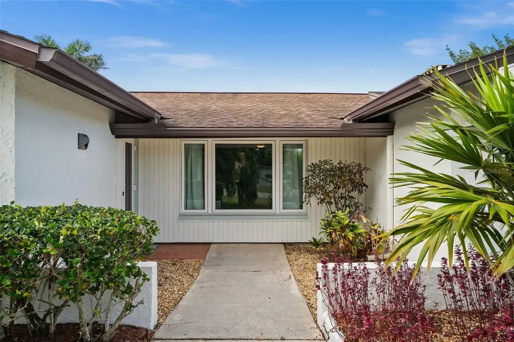 2129 W Tobago Circle Fort Myers FL 33905