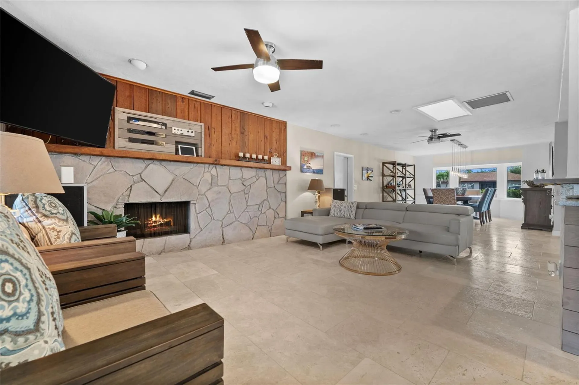 2129 W Tobago Circle Fort Myers FL 33905