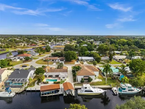 2129 W Tobago Circle Fort Myers FL 33905