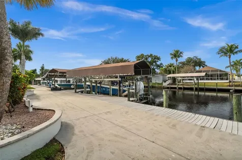 2129 W Tobago Circle Fort Myers FL 33905