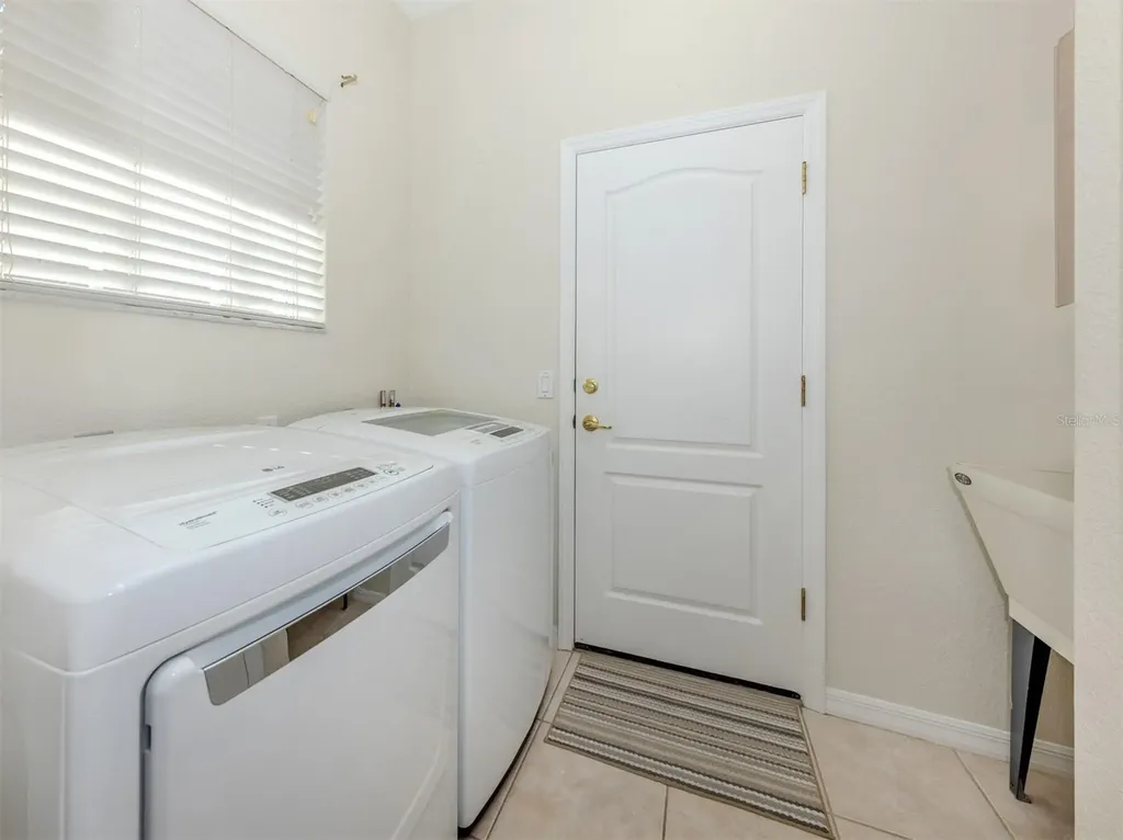 155 Grand Oak Circle Venice FL 34292