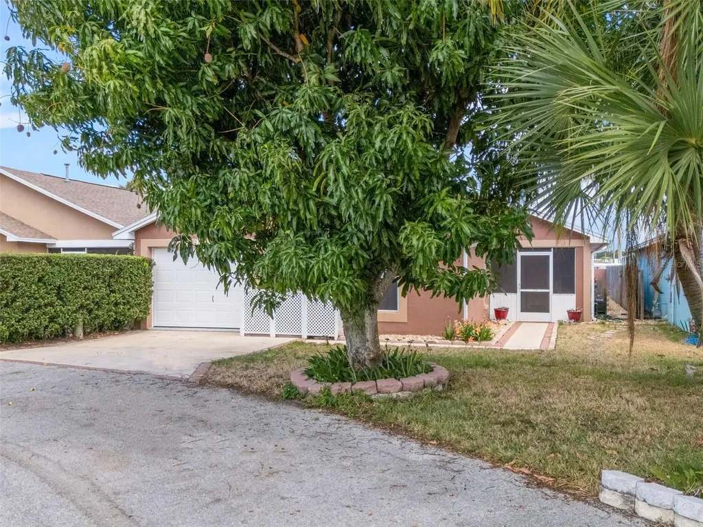 511 Marcia Loop Winter Haven FL 33884