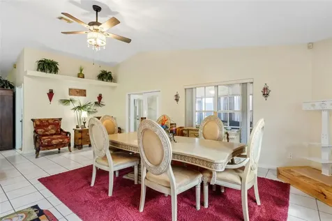 511 Marcia Loop Winter Haven FL 33884