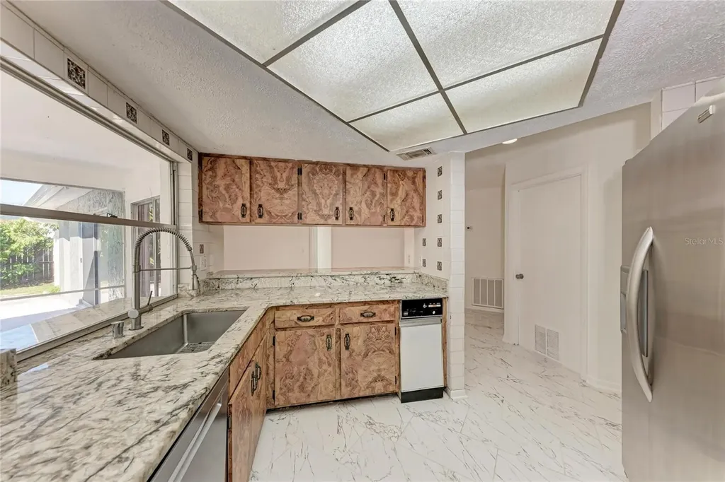 6439 Friendship Drive Sarasota FL 34241