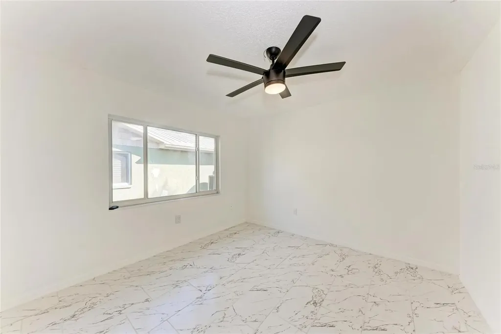 6439 Friendship Drive Sarasota FL 34241