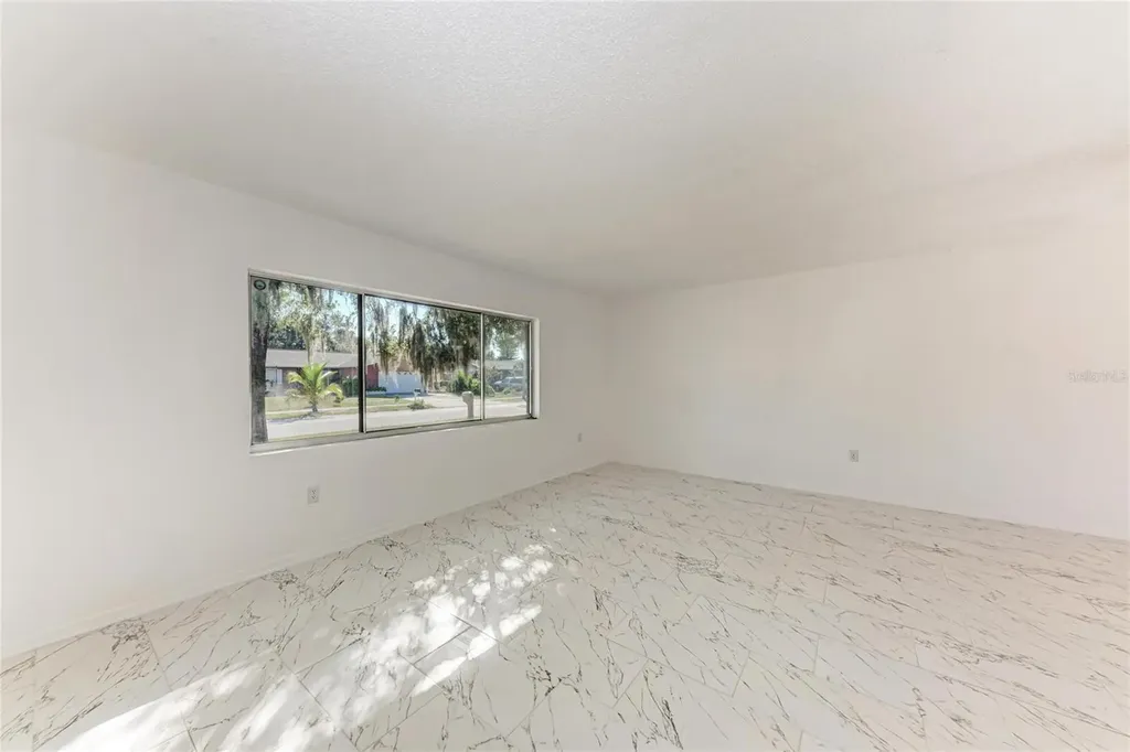 6439 Friendship Drive Sarasota FL 34241