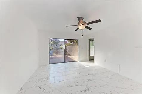 6439 Friendship Drive Sarasota FL 34241