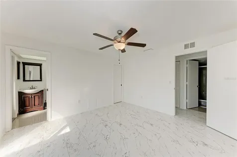 6439 Friendship Drive Sarasota FL 34241