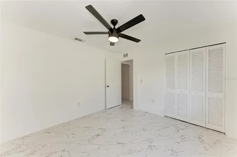 6439 Friendship Drive Sarasota FL 34241