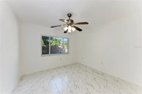 6439 Friendship Drive Sarasota FL 34241