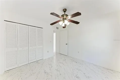 6439 Friendship Drive Sarasota FL 34241