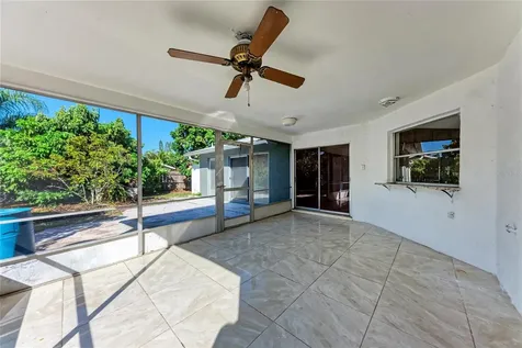 6439 Friendship Drive Sarasota FL 34241