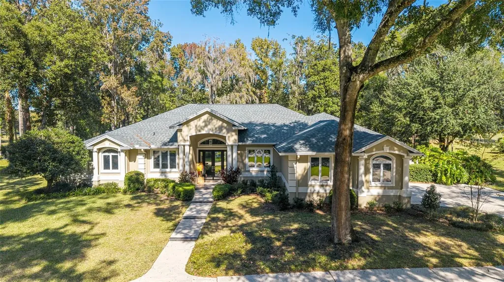 6907 SE 12th Circle Ocala FL 34480