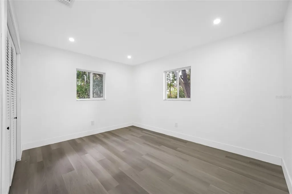 7601 Pine Hill Drive Tampa FL 33617