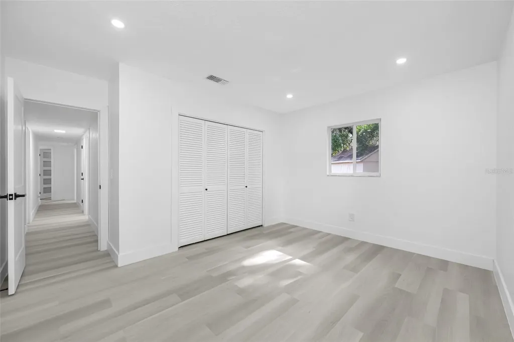 7601 Pine Hill Drive Tampa FL 33617