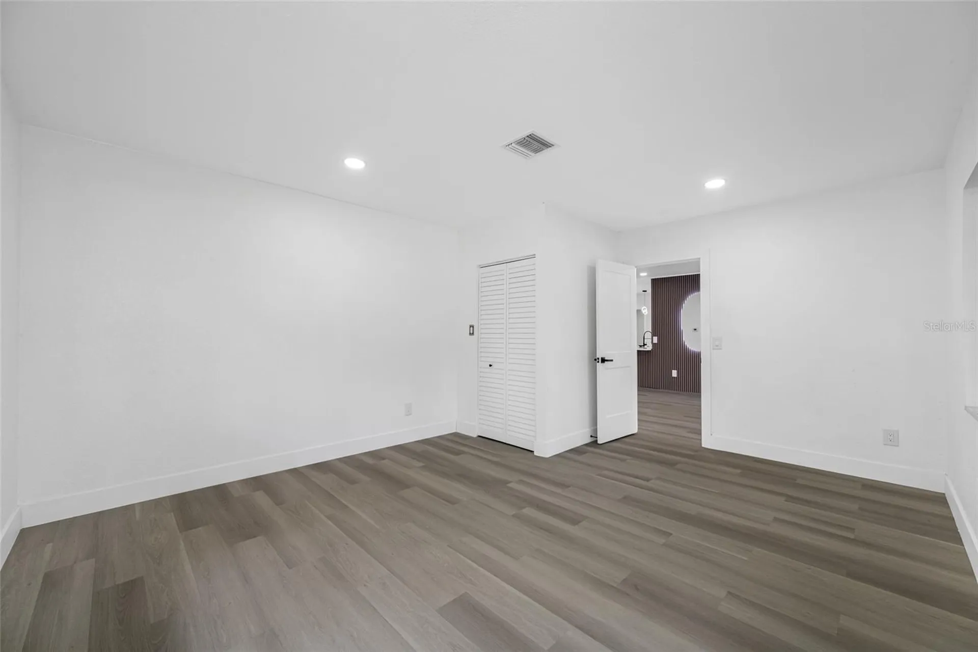 7601 Pine Hill Drive Tampa FL 33617