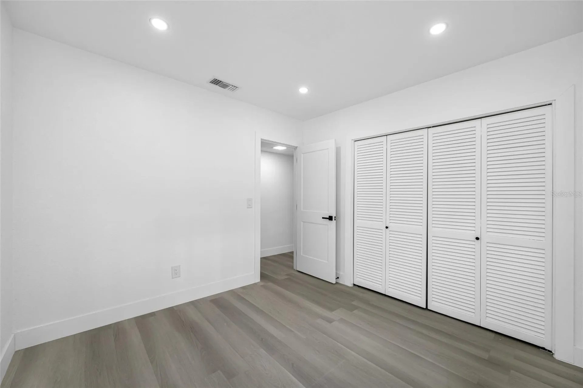 7601 Pine Hill Drive Tampa FL 33617