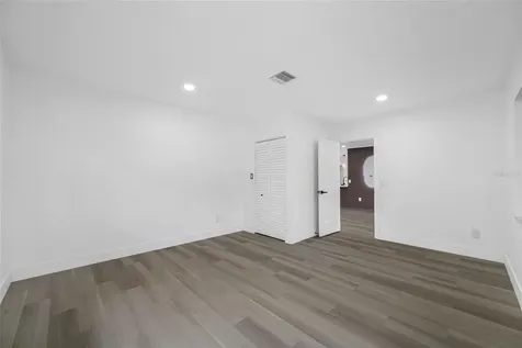 7601 Pine Hill Drive Tampa FL 33617