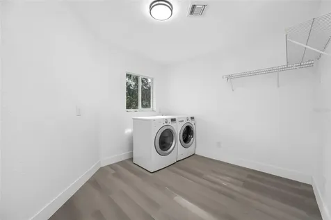 7601 Pine Hill Drive Tampa FL 33617