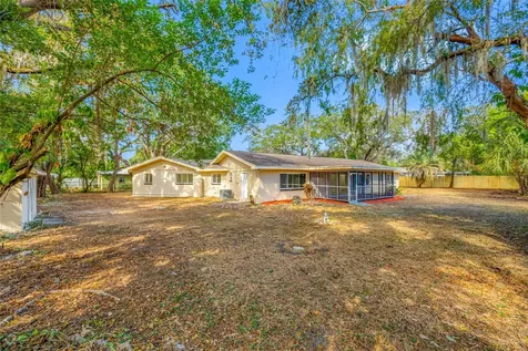 7601 Pine Hill Drive Tampa FL 33617