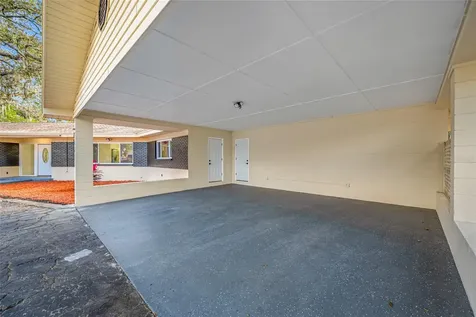 7601 Pine Hill Drive Tampa FL 33617