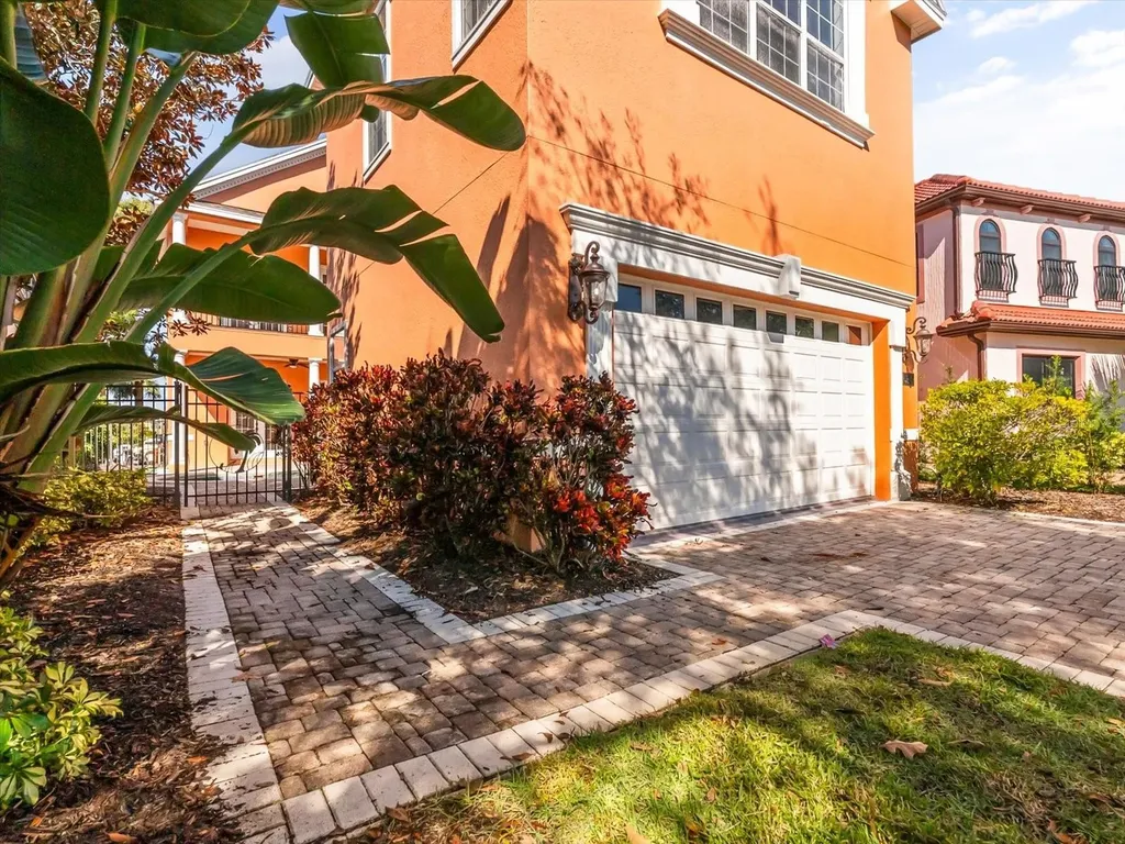 1554 Corolla Court Reunion FL 34747