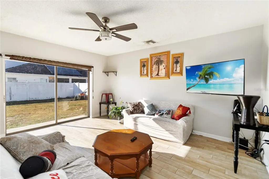 129 Mediterranean Court Kissimmee FL 34758