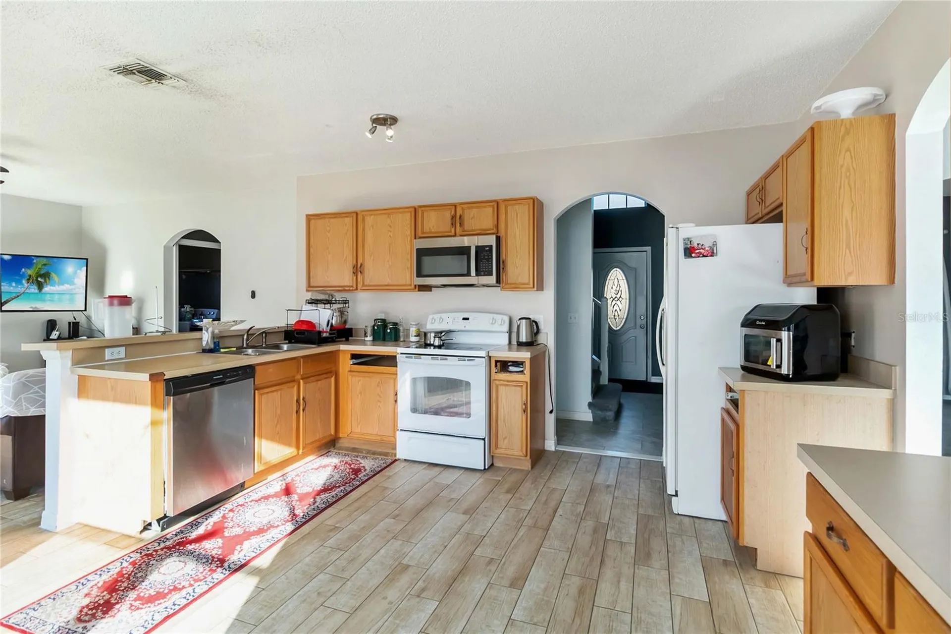 129 Mediterranean Court Kissimmee FL 34758