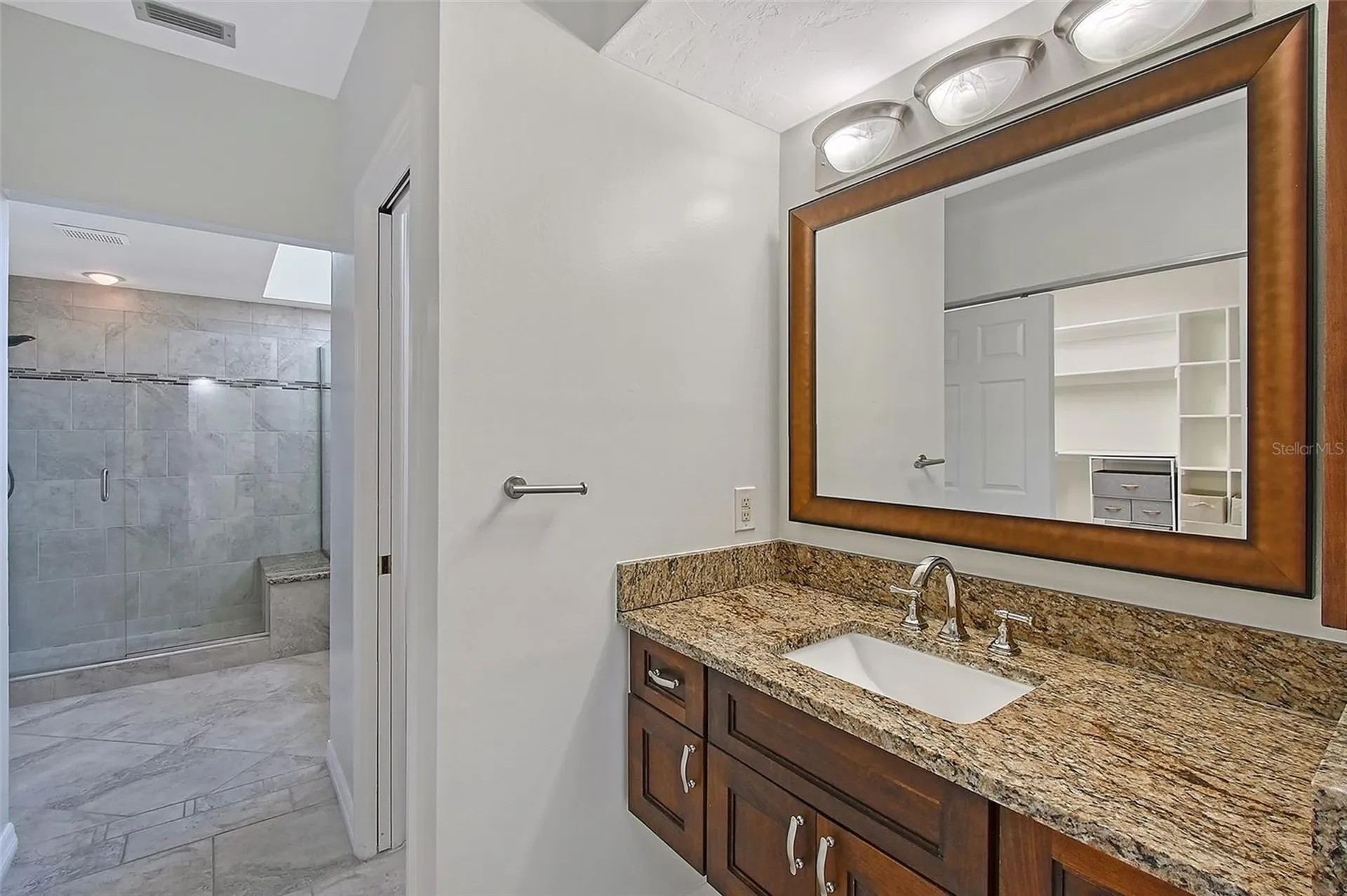 3704 Prairie Dunes Drive Sarasota FL 34238