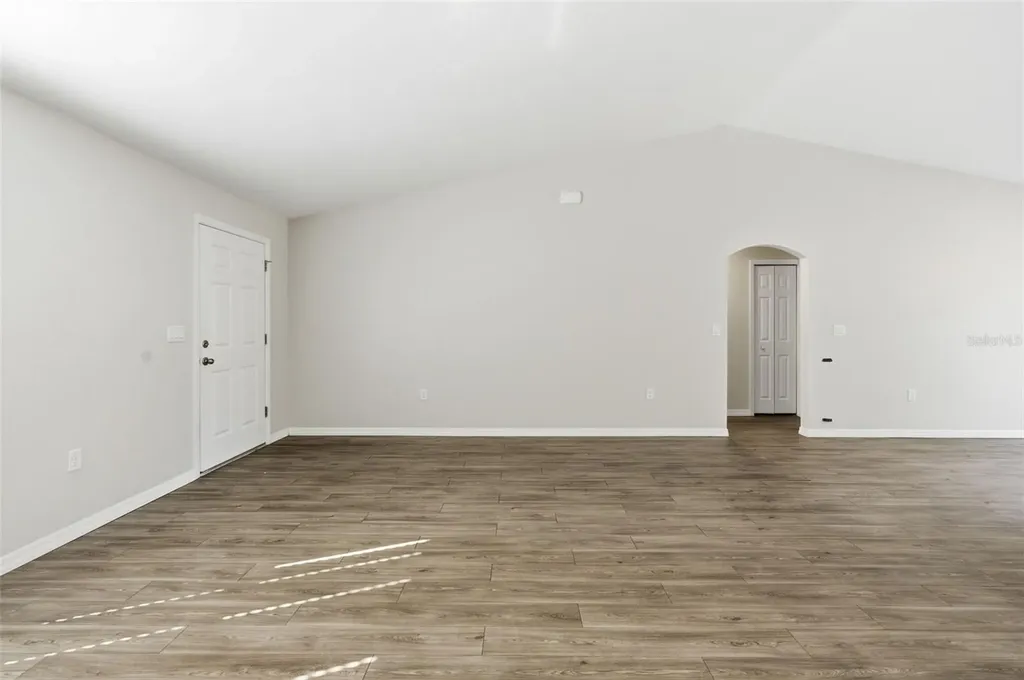 2039 W Shellbark Drive Citrus Springs FL 34434