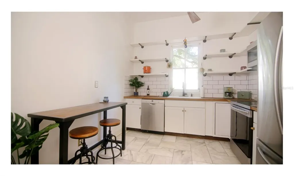 2302 N Morgan Street Tampa FL 33602