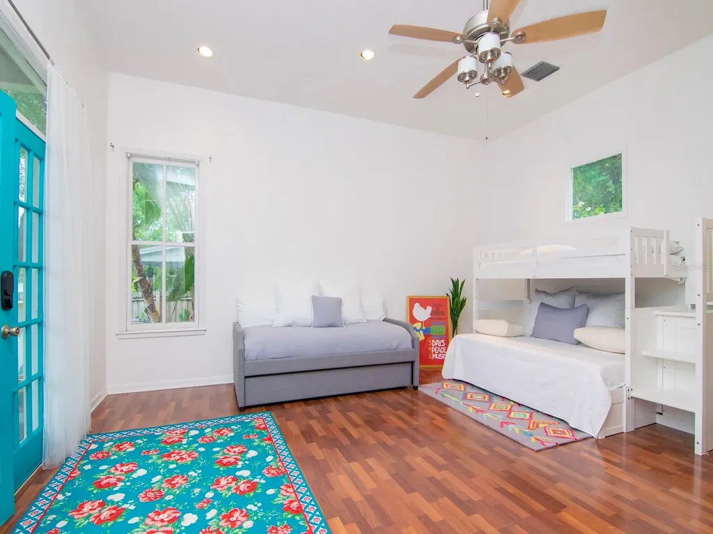 2302 N Morgan Street Tampa FL 33602